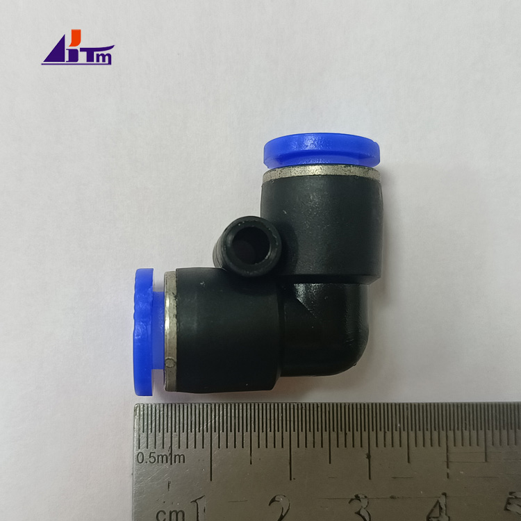 Piezas de cajero automático NCR Conector de vacío de 90 grados Ajuste de tubo a presión 0090027931